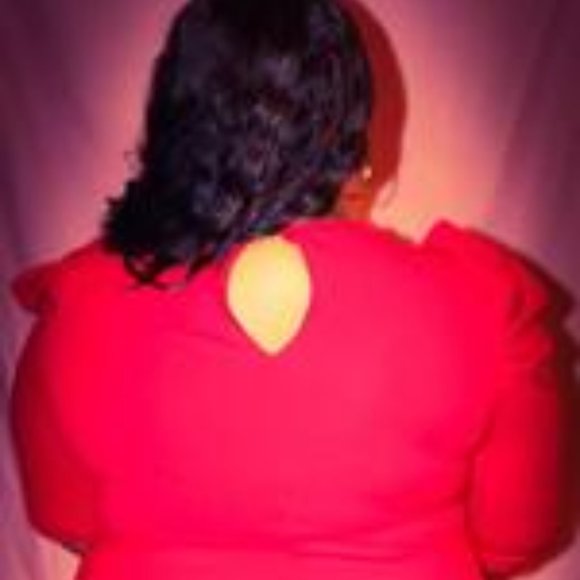 Robin - Picture 2 of 4